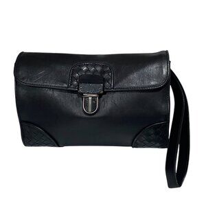 Bottega Veneta Intrecciato Leather Pouchette Clutch in Black